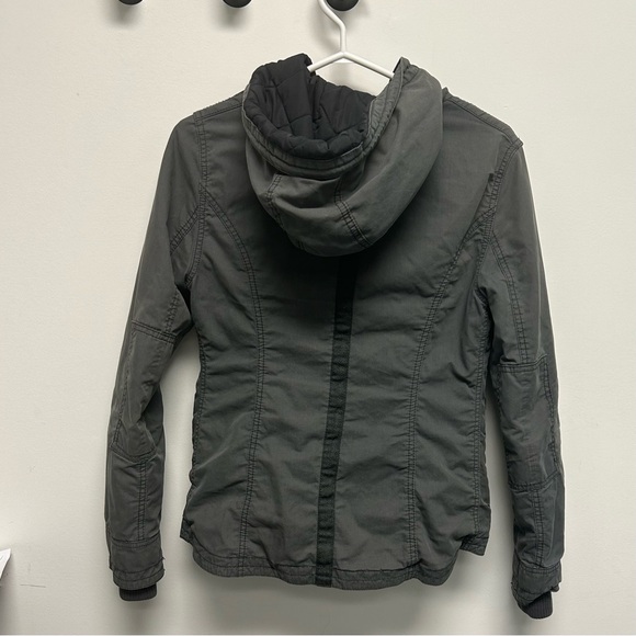 TNA Platoon jacket, Size S
Khakhi green - Picture 2 of 10